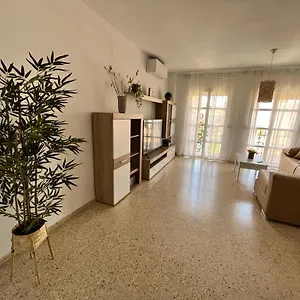https://trimar-apartamento-centrico-con-garaje.1costadelsol.com